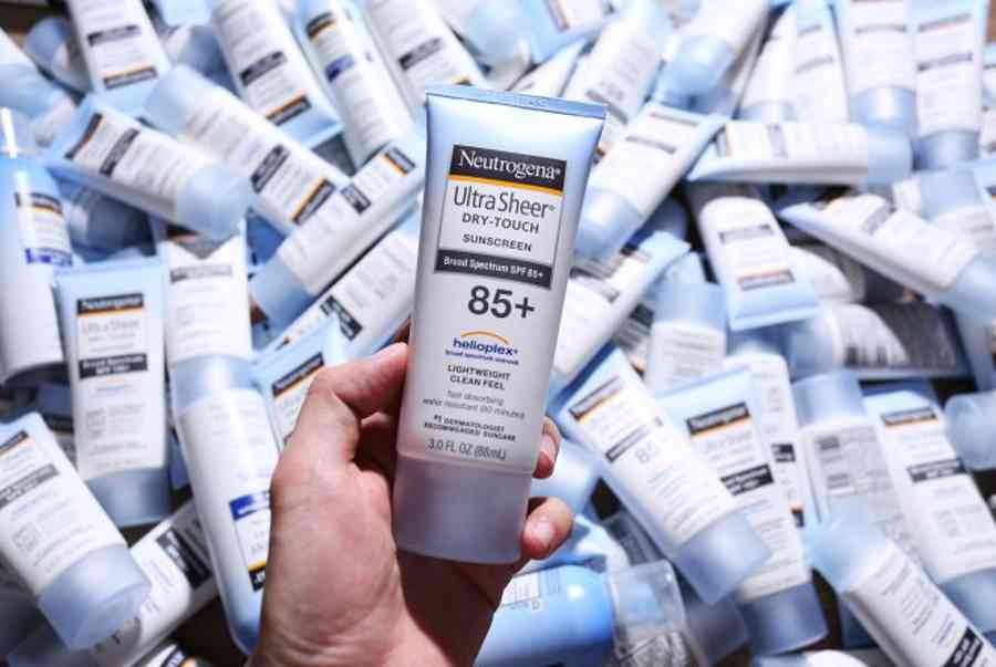 kem chong nang neutrogena spf85