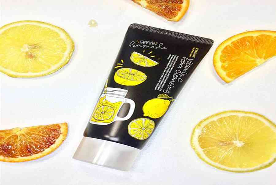 sua rua mat 3w clinic vitamin c cleansing foam